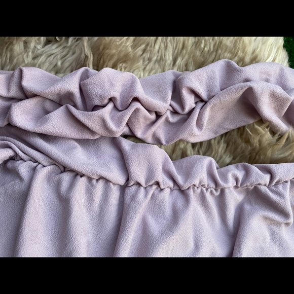 V Neck H&M Ruched full sleeves top - Picture 3 of 10